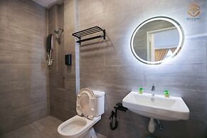 Kuching Riverine Resort