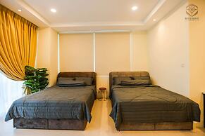 Kuching Riverine Resort