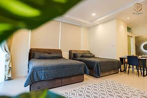 Kuching Riverine Resort