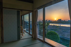 Juhachiro Hanare Yado Ito