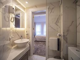 The Moon Boutique Hotel