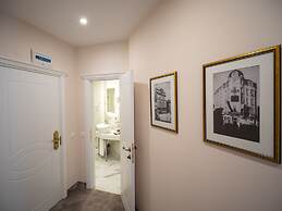 The Moon Boutique Hotel