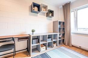 Eduard House by Larsen