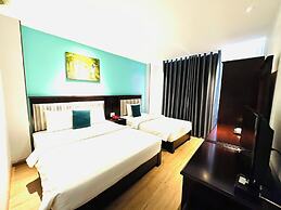 Cherry Central Hotel