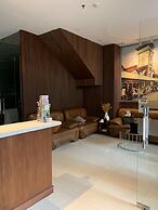 Cherry Central Hotel