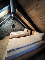 AYDER VANAK STONE SUITES