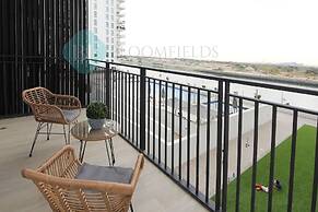Stunning canal view apartment Yas island