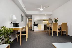 ZEN CITY & SEA - Executive 1BR Suite