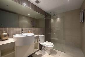 ZEN CITY & SEA - Executive 1BR Suite