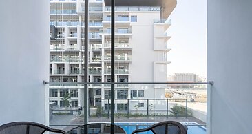 Executive 1 BR in Oasis - 2