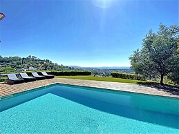 Villa vue mer Mandelieu by ESTATESCANNES