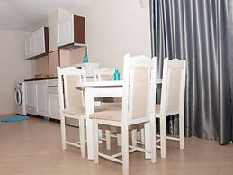 Parva linia adres Regina mare Tsarevo