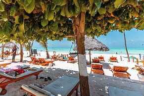 Maisha Matamu Beach Hotel