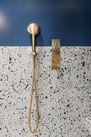 HIGHSTAY - Luxury Serviced Apartments - North Marais 1