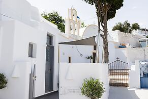 Saint George Cave House