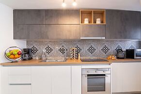 Saint George Cave House