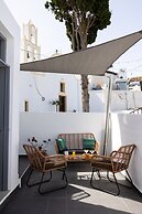 Saint George Cave House