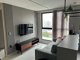 Compact Flat Tambau
