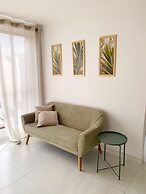 Compact Flat Tambau