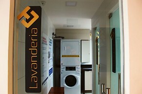 Compact Flat Tambau