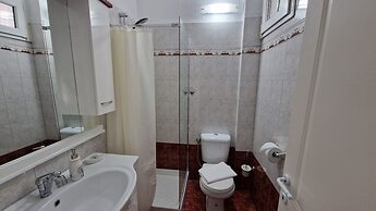 Doukas Aparthotel