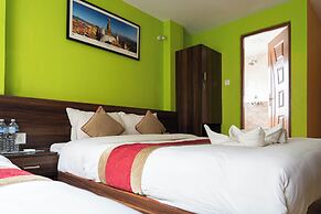 Holiday Hostel