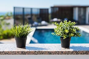 Villa Luna- Private Heated Pool