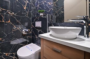 Villa Luna- Private Heated Pool