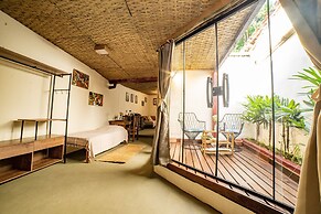 Ferraria Guest House