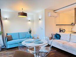 Angel Mint Apartment