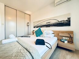 Angel Mint Apartment