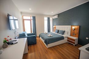Fresh Wave Hotel