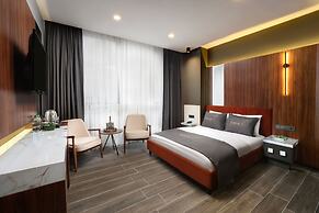 SECOND SUIT OTEL