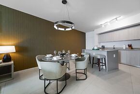 Stunning Ocean Views Condo at Hyde Beach