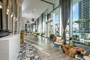 Stunning Ocean Views Condo at Hyde Beach