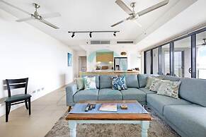 ZEN PARADISE - 2BR Waterfront Ocean View