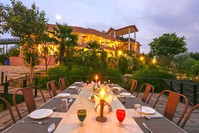 Palm Valley Resort By Skua World