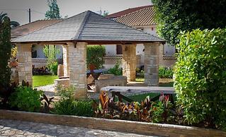 Garden Village Hotel