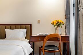 MK Riverside Apartment By Haviland