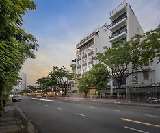 MK Riverside Apartment By Haviland