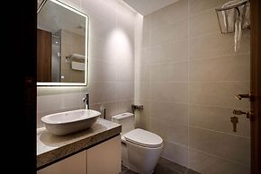 MK Riverside Apartment By Haviland