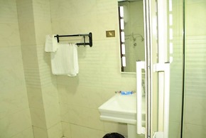 Golden Park Apartment Hotel