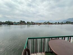 The Heritage Safina Group Of Houseboats