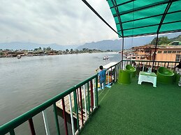 The Heritage Safina Group Of Houseboats