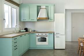 Alsea Seafront Apartments