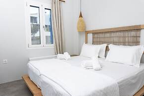 Alsea Seafront Apartments