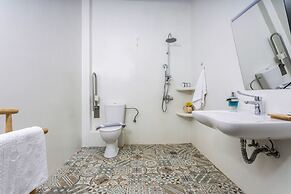 Alsea Seafront Apartments