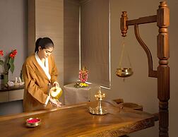 O by Tamara Coimbatore