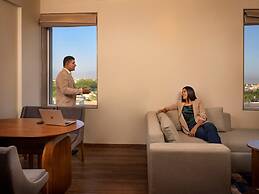 O by Tamara Coimbatore