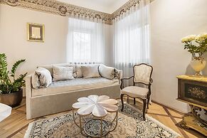 Hotel Pok Garni